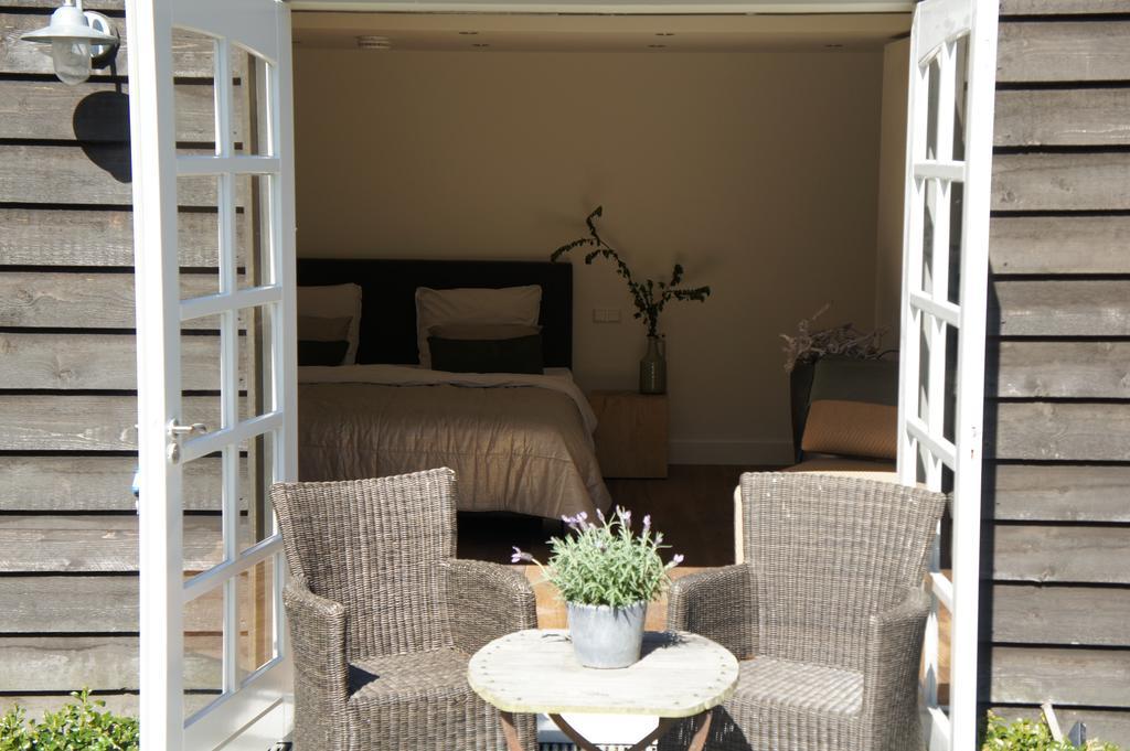 Tweepersoonskamer met Terras